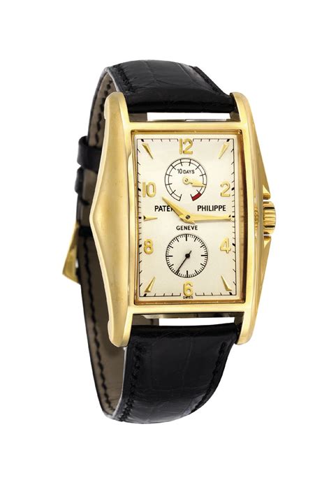 Patek Philippe. A Fine 18k Gold Rectangular